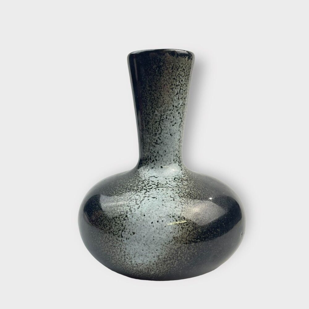 VTG Mid Century Small Bud Vase Black White Splatter Paint Design Squat Decor